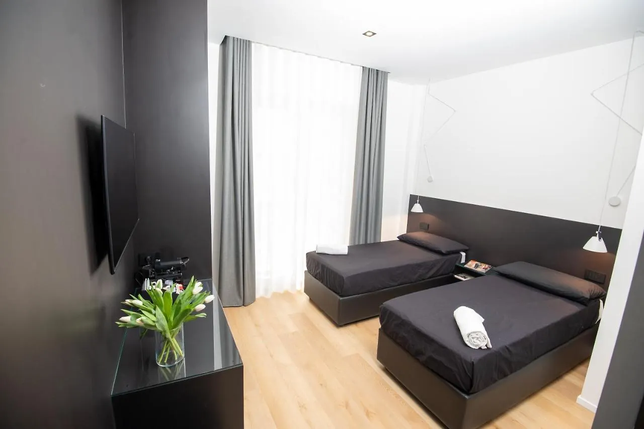 Contemporaneamente 147 - Modern & Comfort Rooms Bari